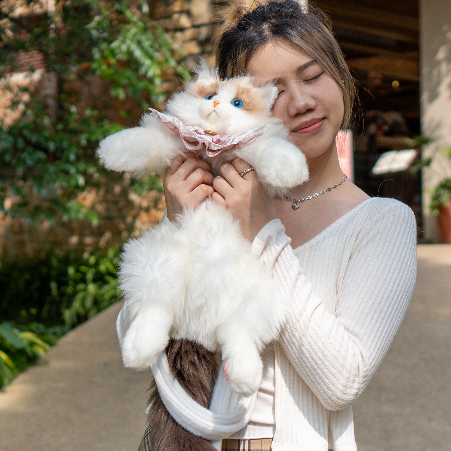 Velocitytoys™ - Ragdoll Cat Backpack – Cozy Companion for Travel & School